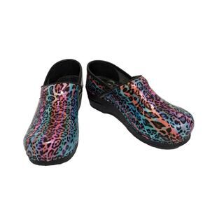 Sanita Animal Print Clogs Sz 36 6 Shoes Rainbow Colorful Cheetah Leopard Nurse